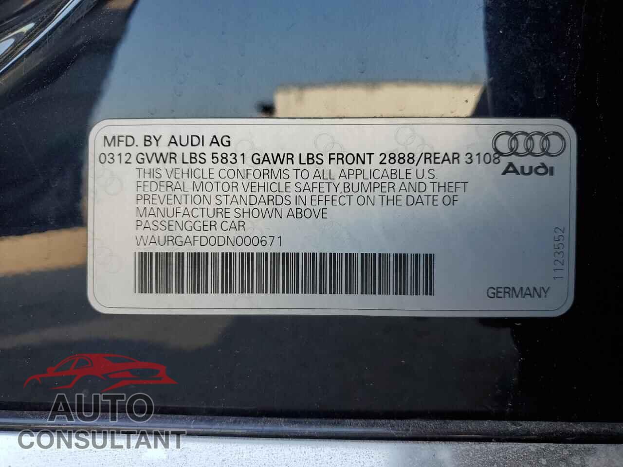 AUDI A8 2013 - WAURGAFD0DN000671