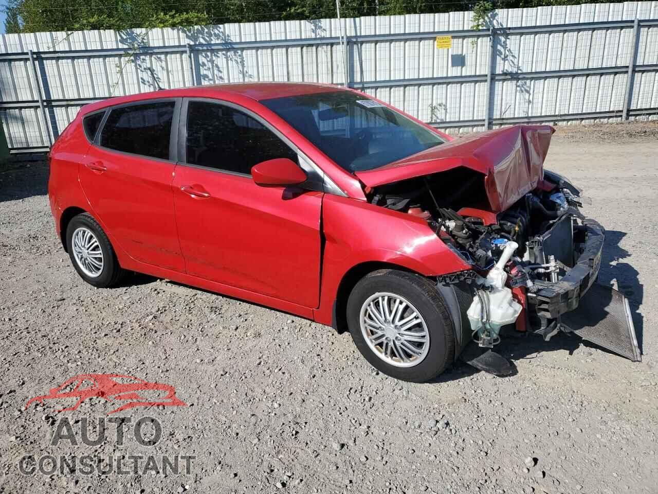 HYUNDAI ACCENT 2013 - KMHCT5AE4DU105176