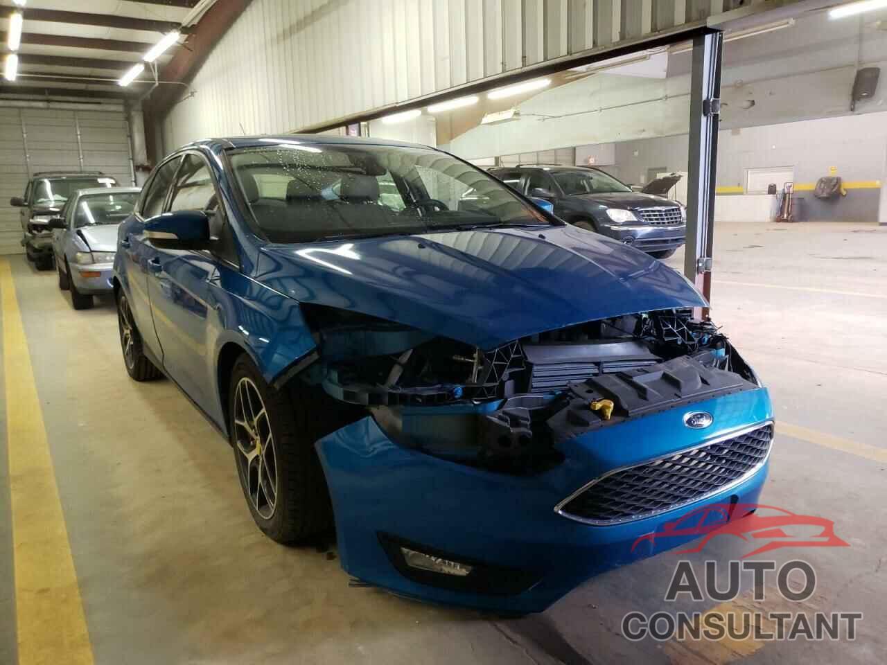 FORD FOCUS 2017 - 1FADP3M26HL256427