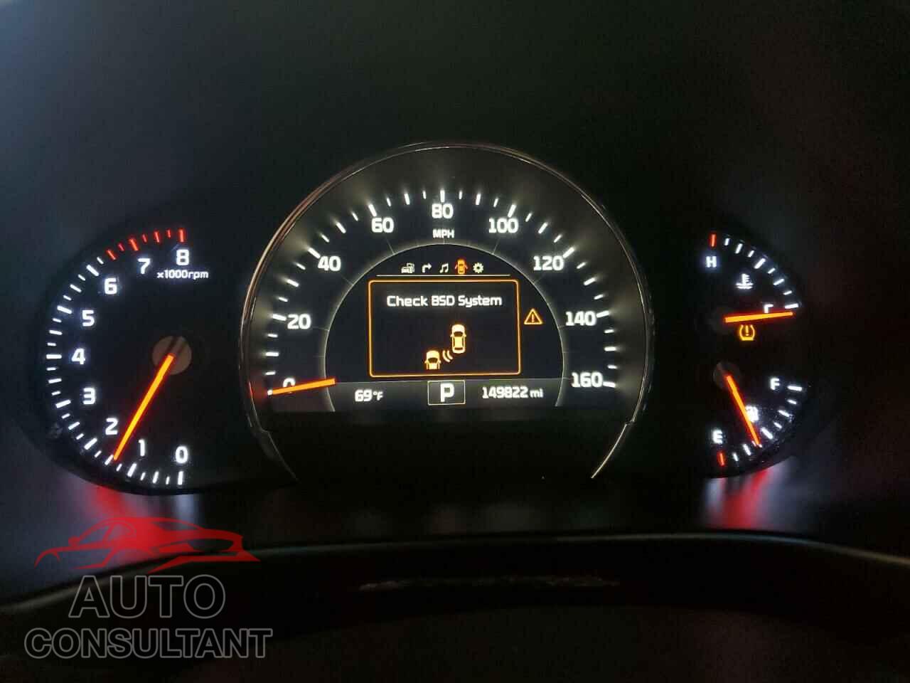 KIA SORENTO 2017 - 5XYPKDA56HG310041