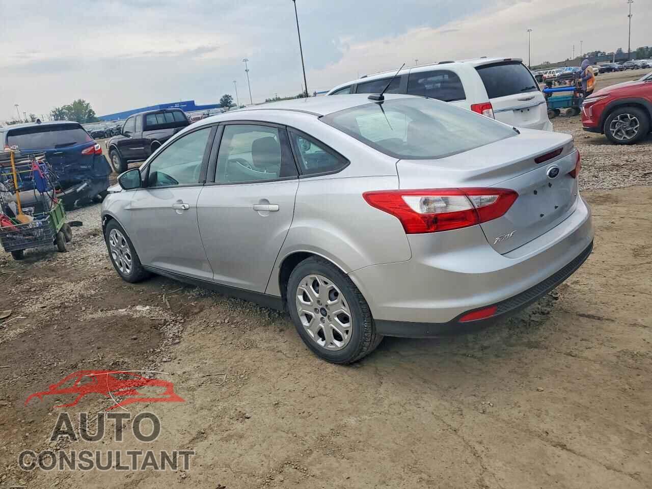 FORD FOCUS 2012 - 1FAHP3F26CL293176