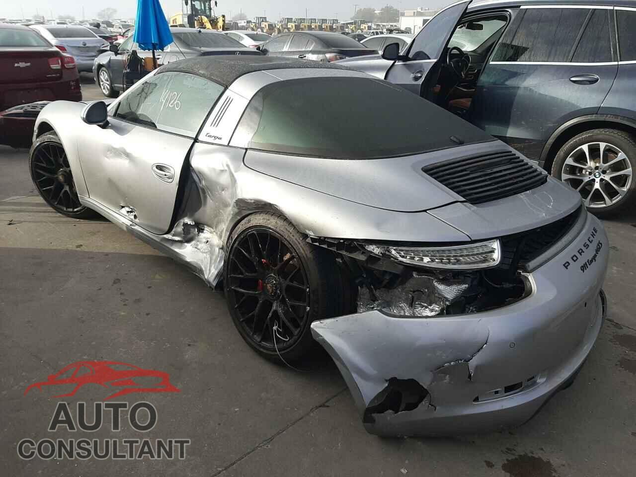 PORSCHE 911 2016 - WP0BB2A99GS136766