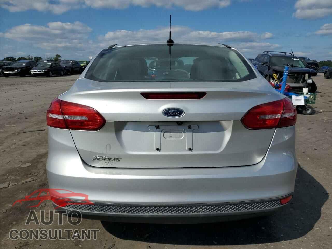 FORD FOCUS 2017 - 1FADP3E2XHL200988