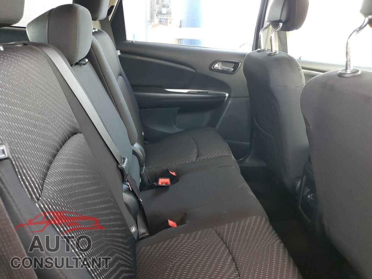 DODGE JOURNEY 2015 - 3C4PDCAB2FT600003