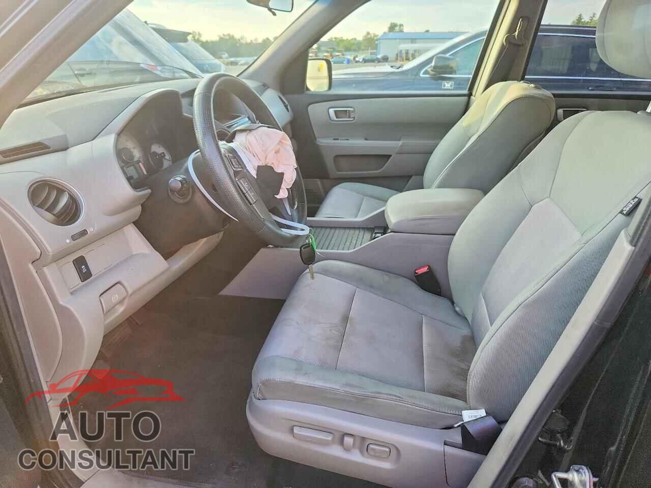 HONDA PILOT 2012 - 5FNYF4H49CB080064
