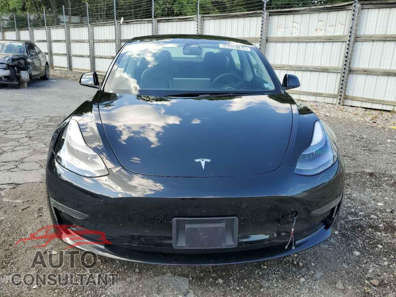 TESLA MODEL 3 2022 - 5YJ3E1EAXNF370001