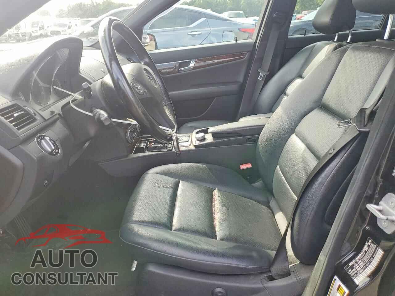 MERCEDES-BENZ C-CLASS 2010 - WDDGF8BB9AR095865
