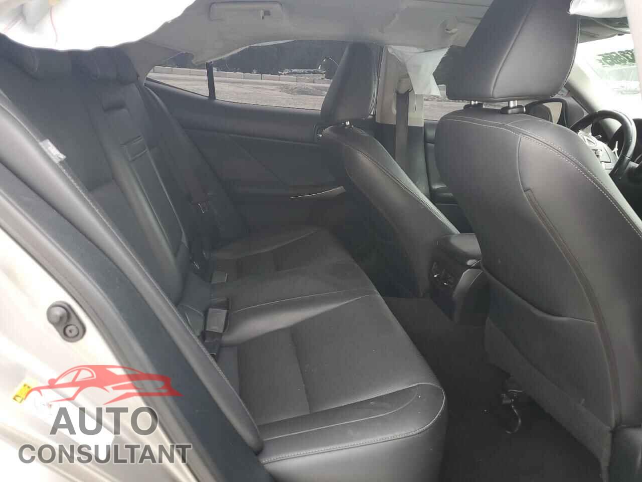 LEXUS IS 2015 - JTHCF1D21F5026467