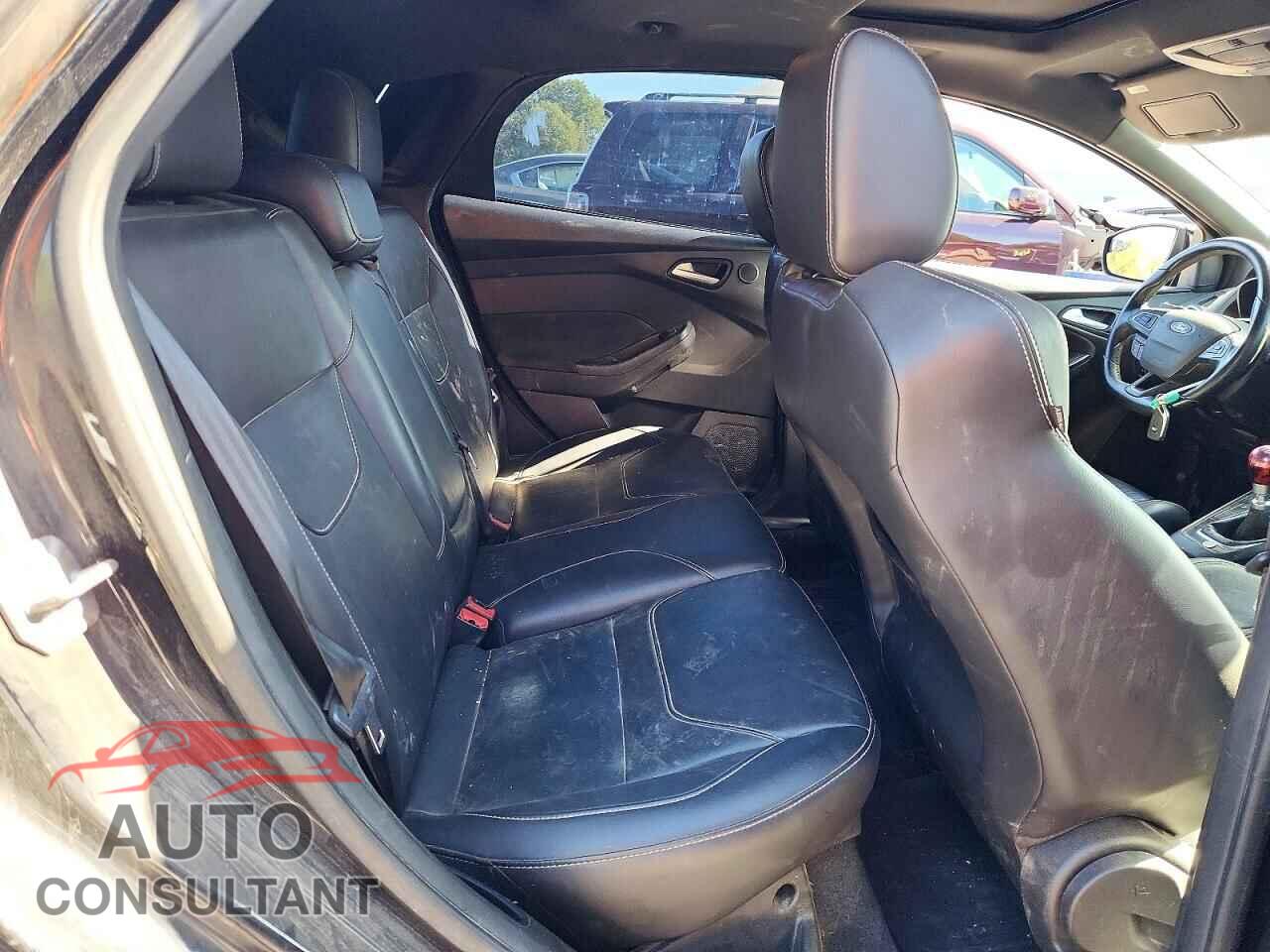 FORD FOCUS 2017 - 1FADP3L91HL251005