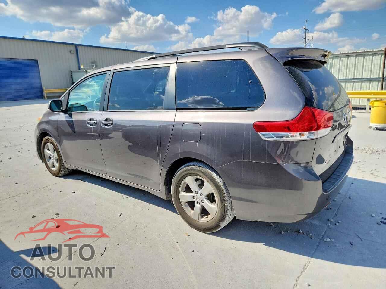 TOYOTA SIENNA 2013 - 5TDKK3DC2DS301073