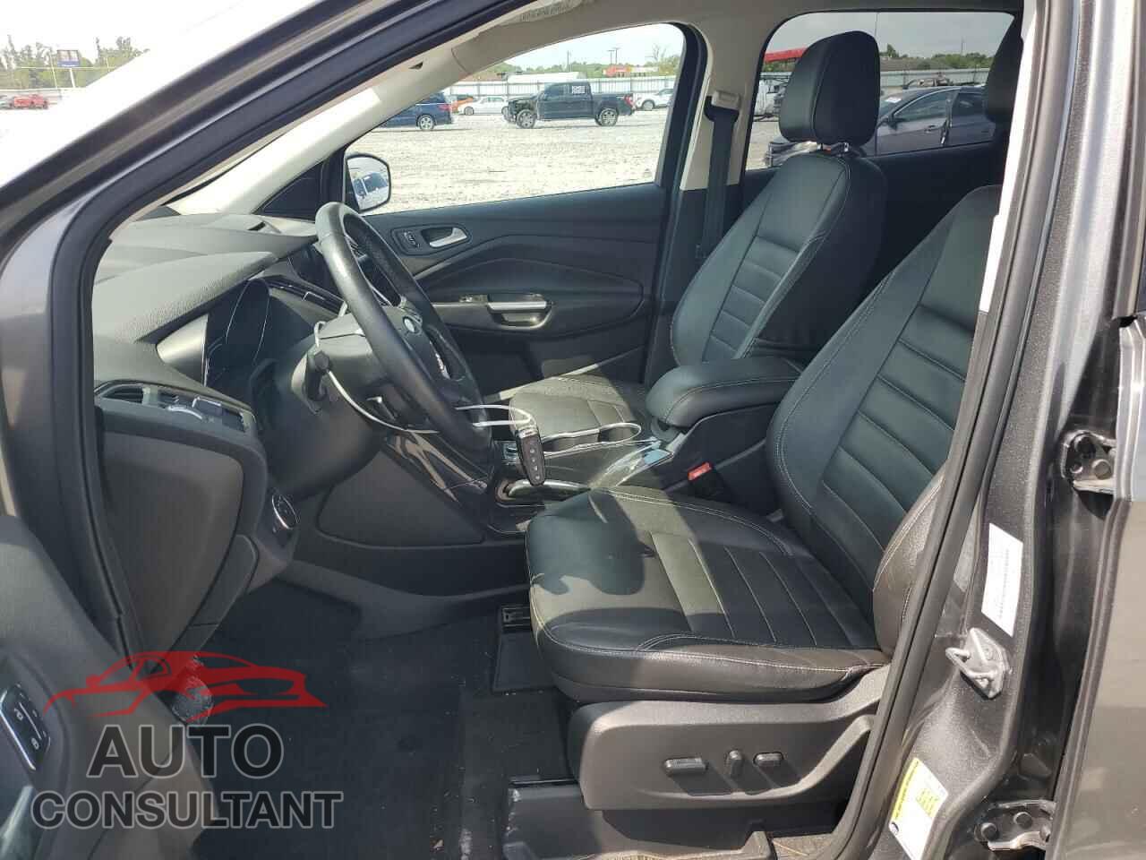 FORD ESCAPE 2014 - 1FMCU0J93EUC17844