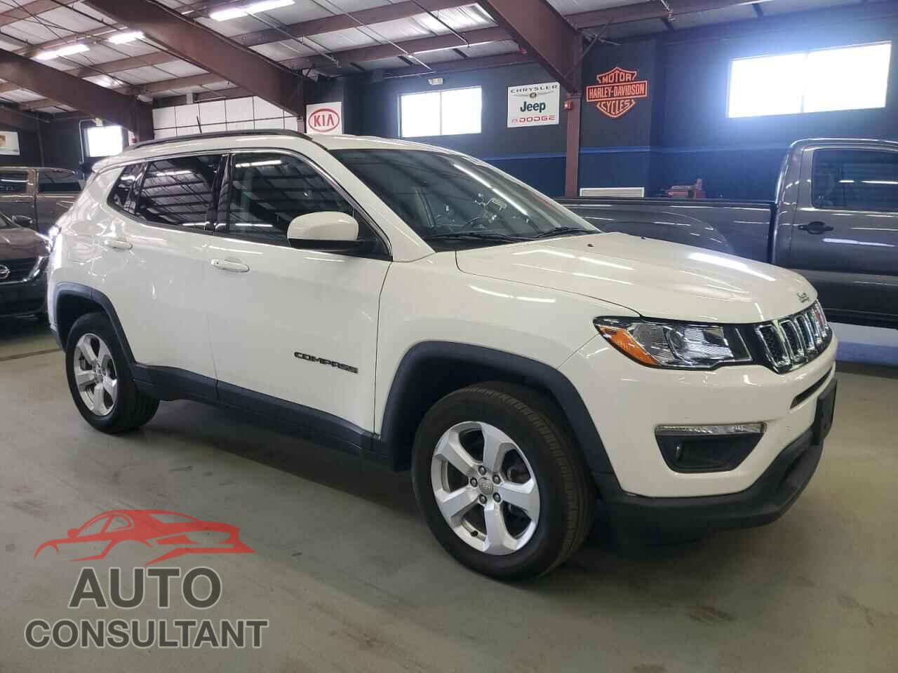 JEEP COMPASS 2018 - 3C4NJDBB1JT177296