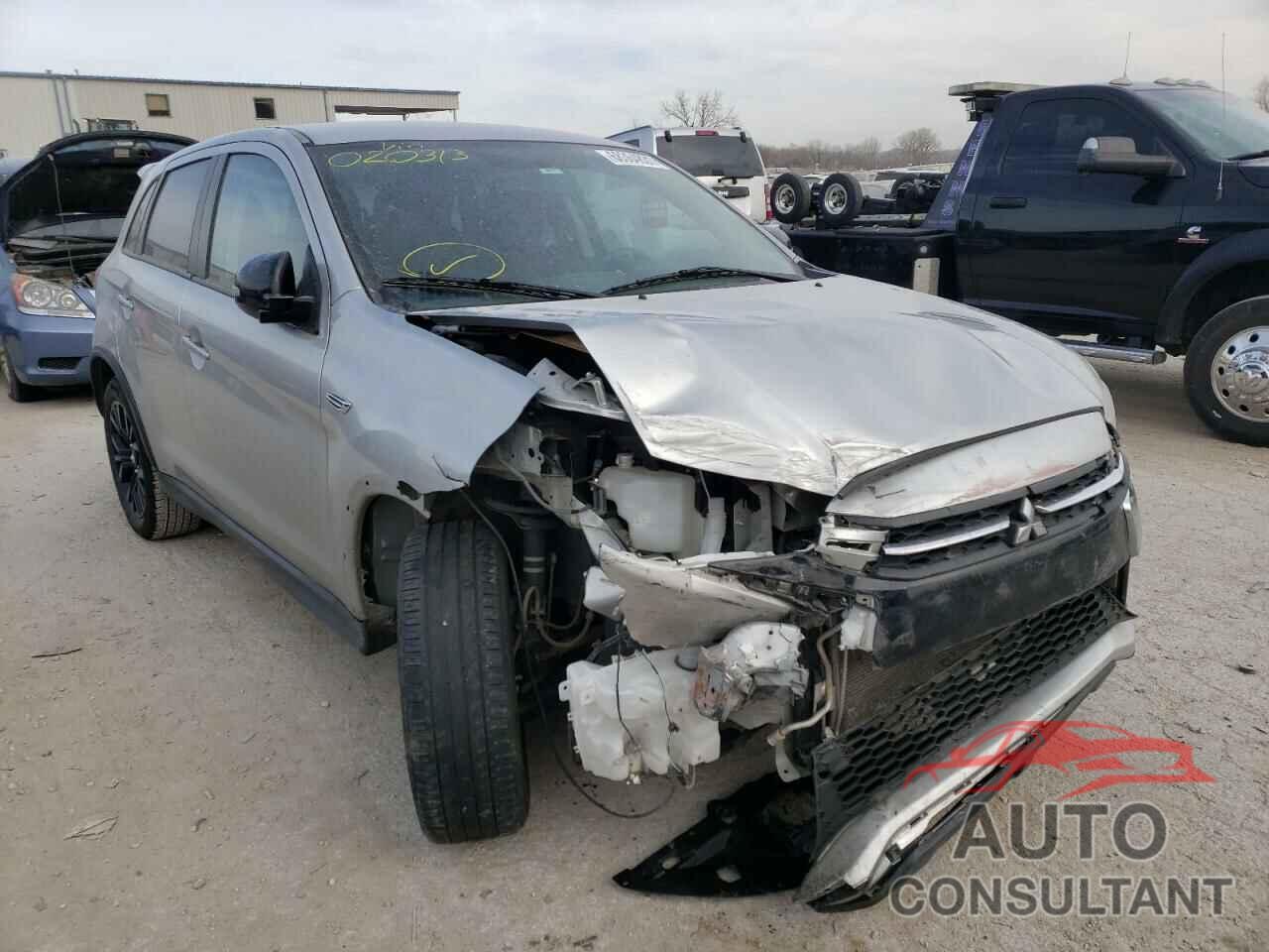 MITSUBISHI OUTLANDER 2019 - JA4AP3AU8KU020313