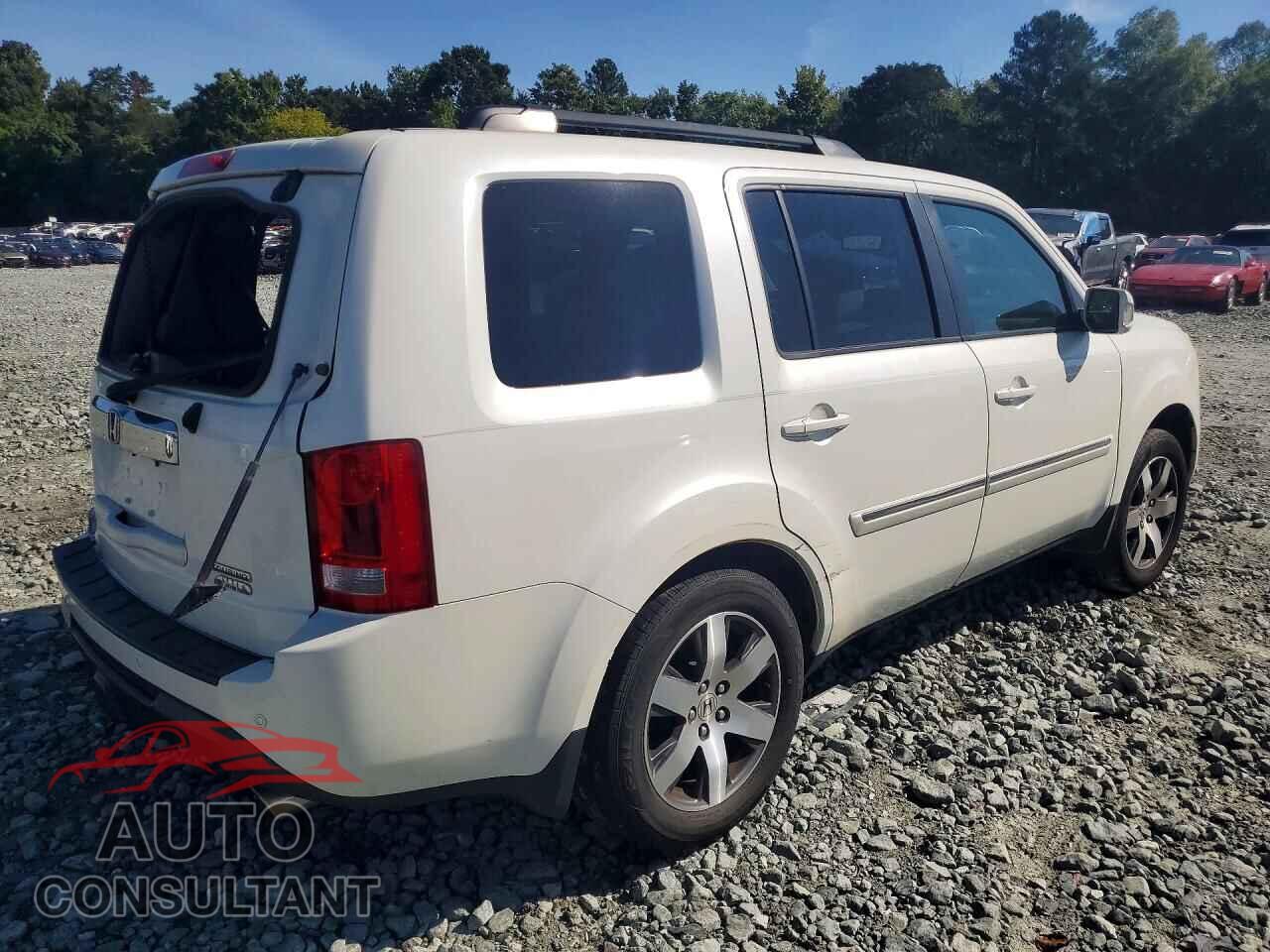 HONDA PILOT 2013 - 5FNYF4H93DB023422