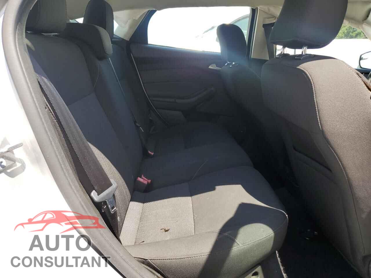 FORD FOCUS 2016 - 1FADP3K24GL330994