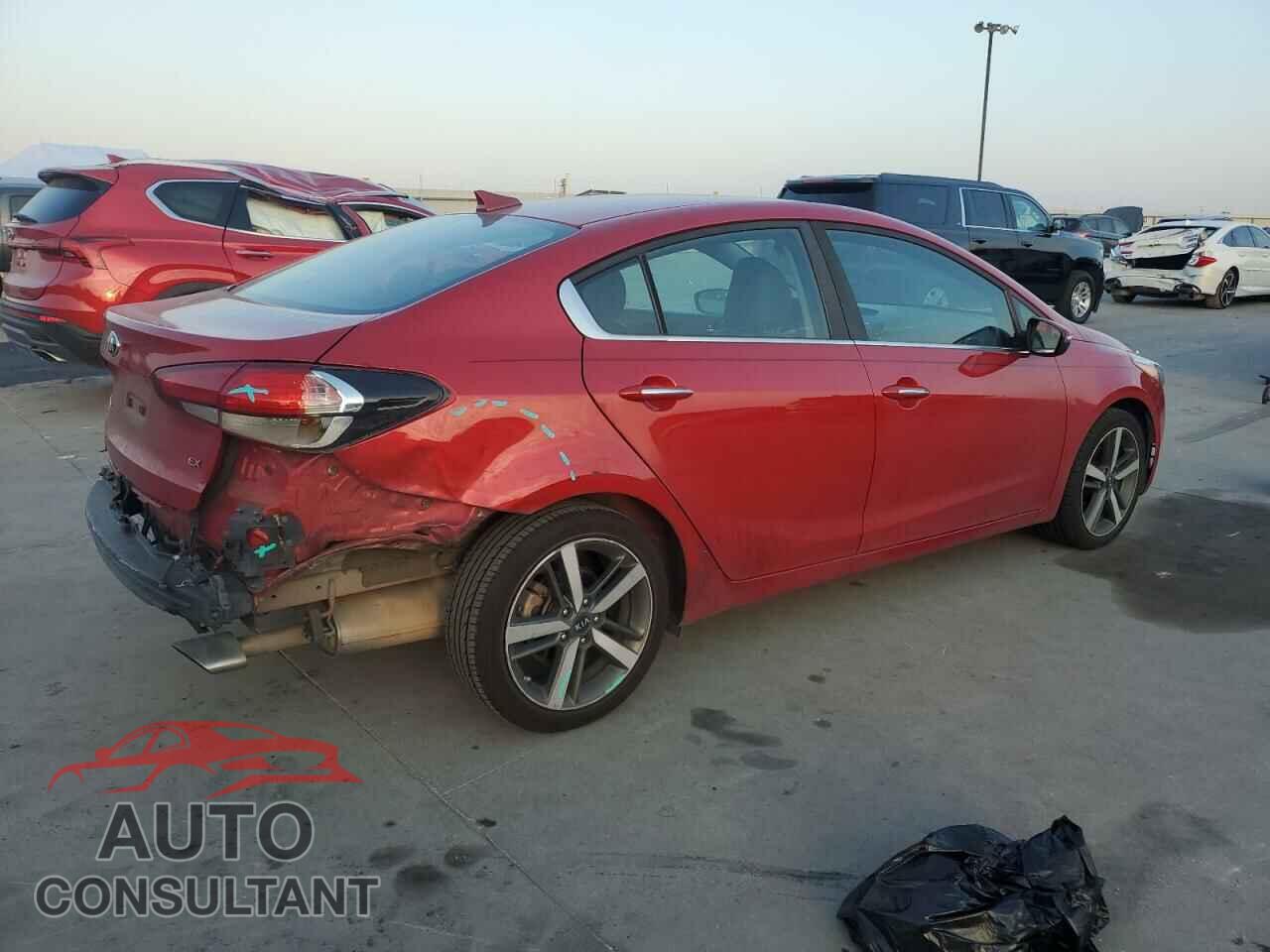 KIA FORTE 2018 - 3KPFL4A81JE189893
