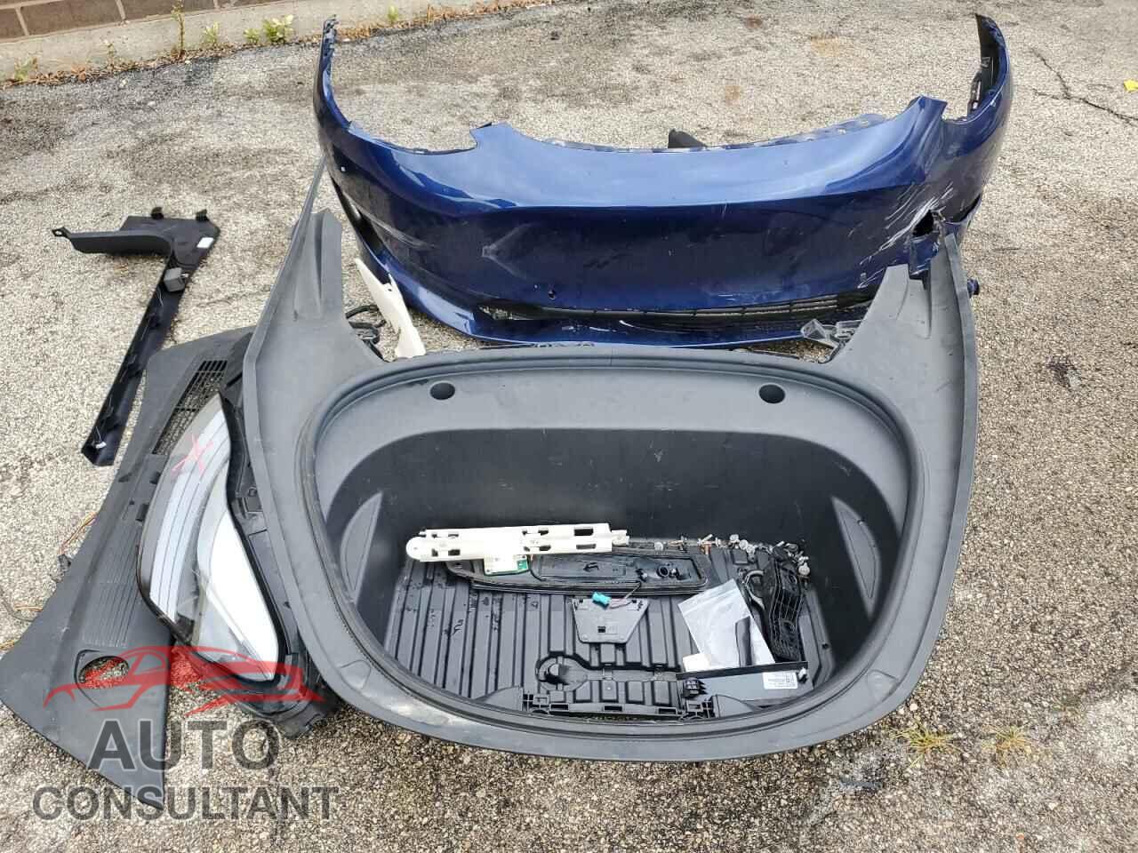 TESLA MODEL 3 2022 - 5YJ3E1EA4NF369166