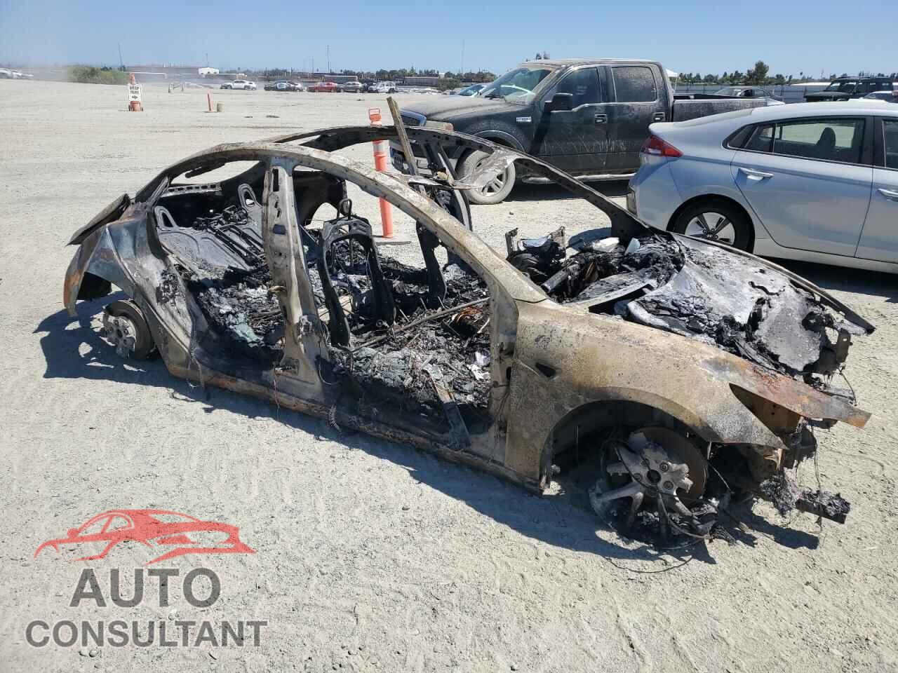 TESLA MODEL 3 2018 - 5YJ3E1EB3JF064650