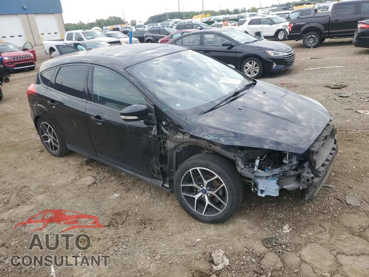 FORD FOCUS 2018 - 1FADP3M21JL277238