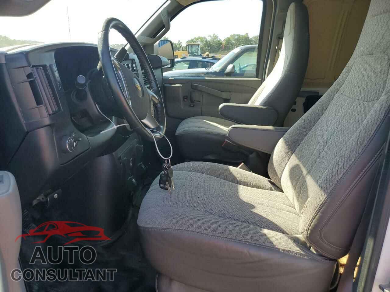 CHEVROLET EXPRESS 2016 - 1GCZGHFG8G1160220