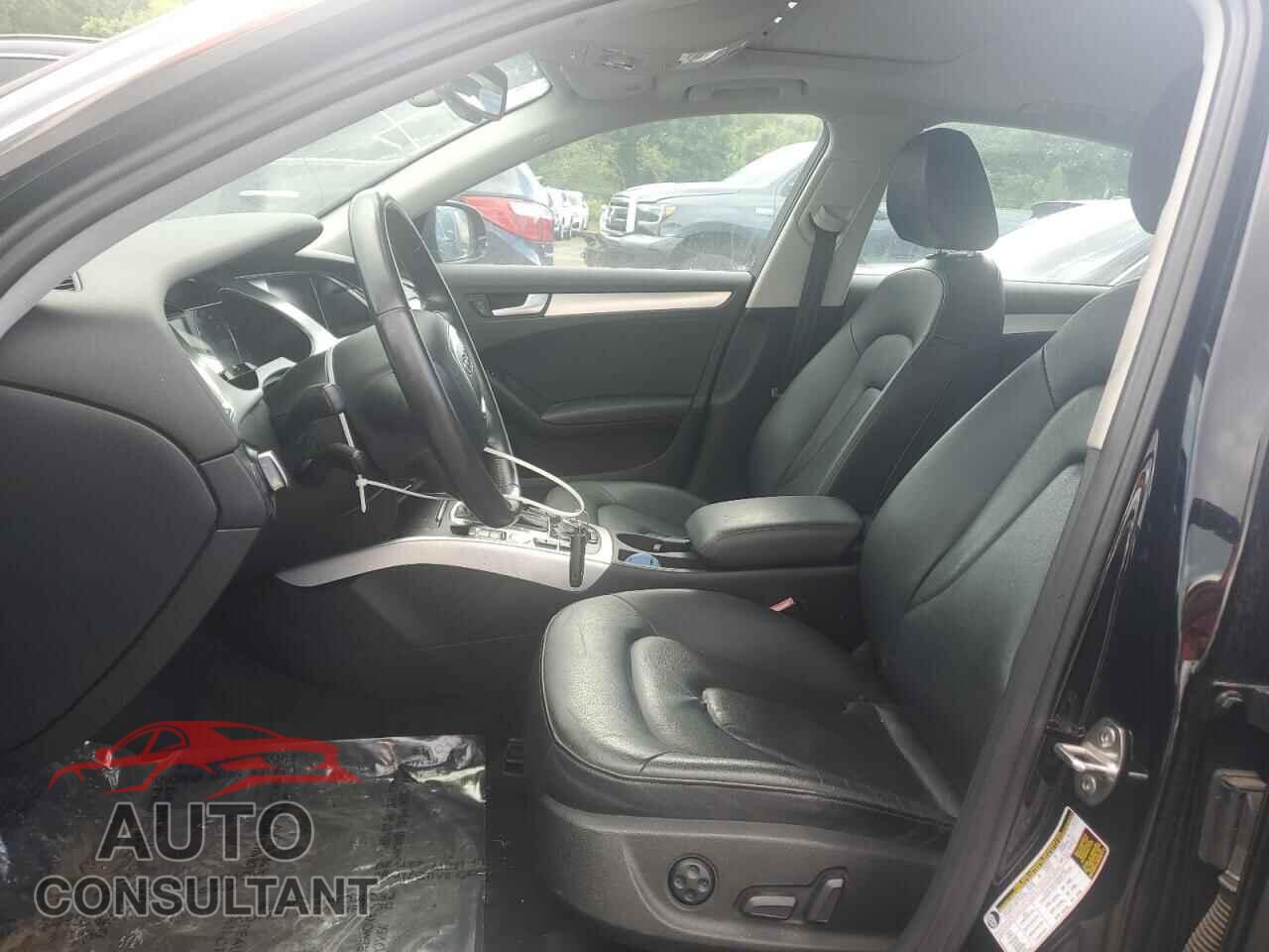 AUDI A4 2012 - WAUEFAFL9CA118118