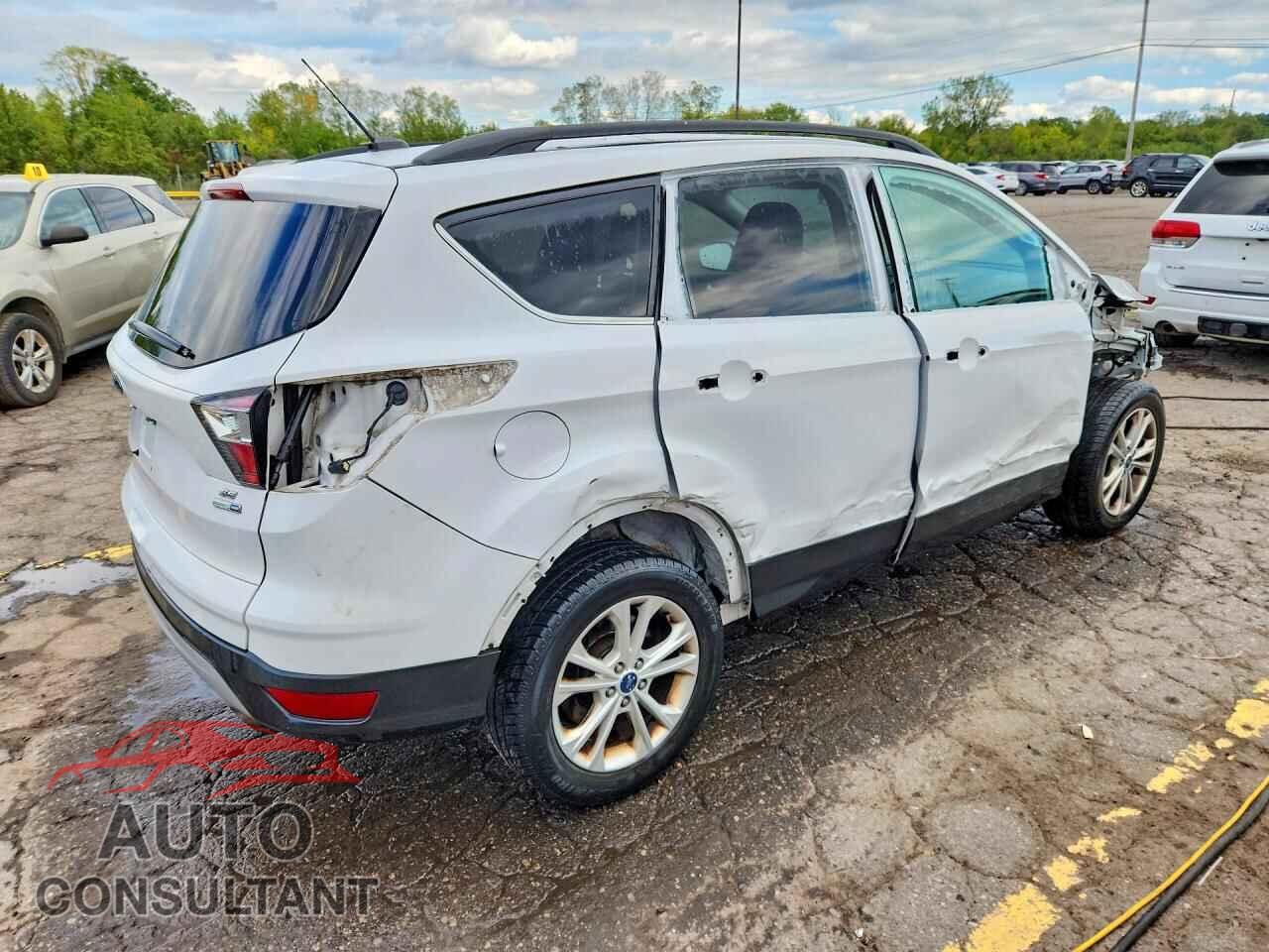 FORD ESCAPE 2017 - 1FMCU9GD2HUC09948