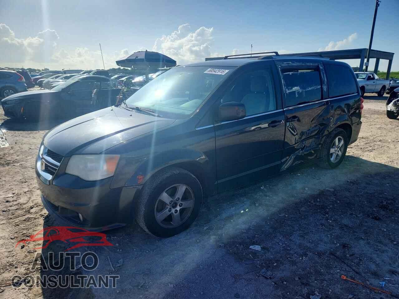 DODGE CARAVAN 2011 - 2D4RN5DG0BR755108
