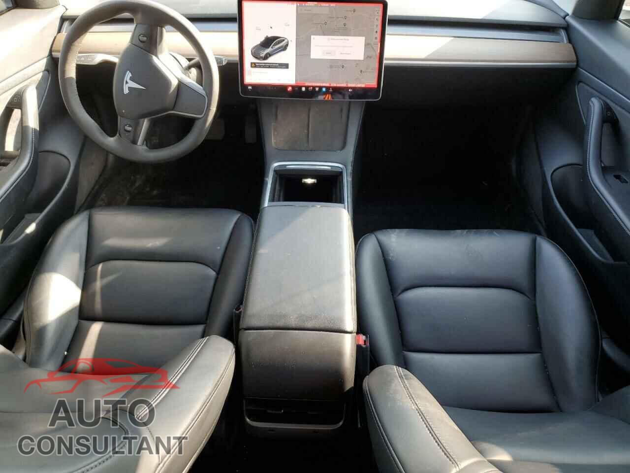 TESLA MODEL 3 2021 - 5YJ3E1EA5MF938525