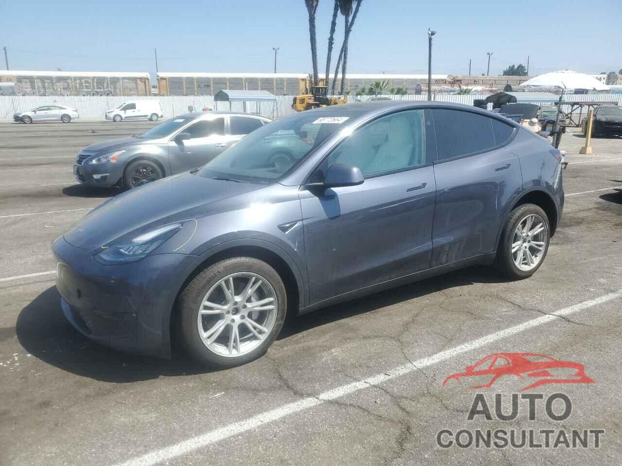 TESLA MODEL Y 2023 - 7SAYGDEE5PA155407