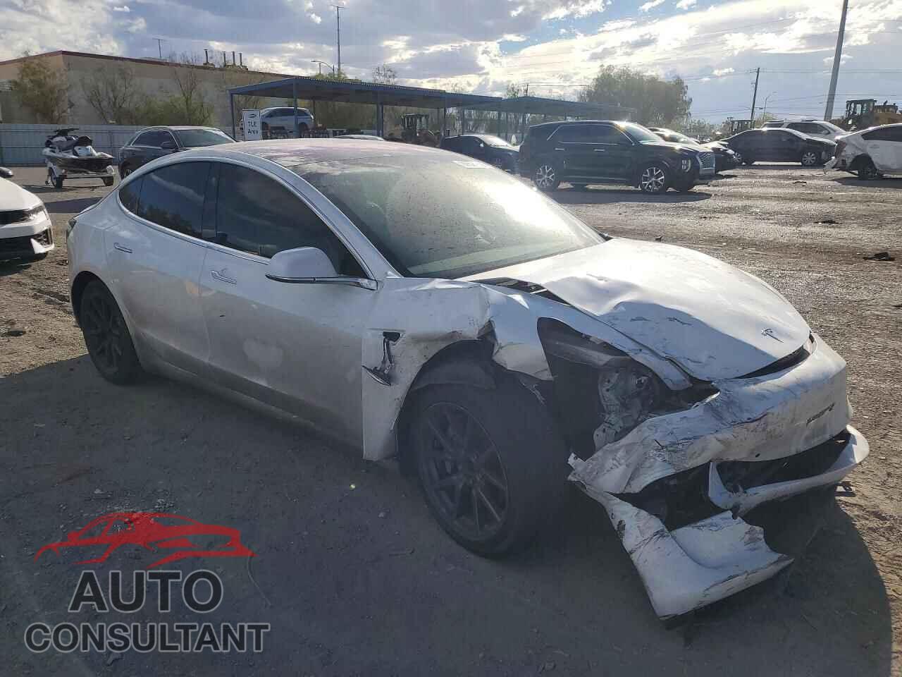 TESLA MODEL 3 2018 - 5YJ3E1EA1JF168867