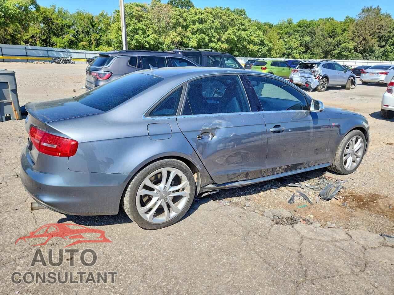 AUDI S4/RS4 2014 - WAUDGAFL0EA046544