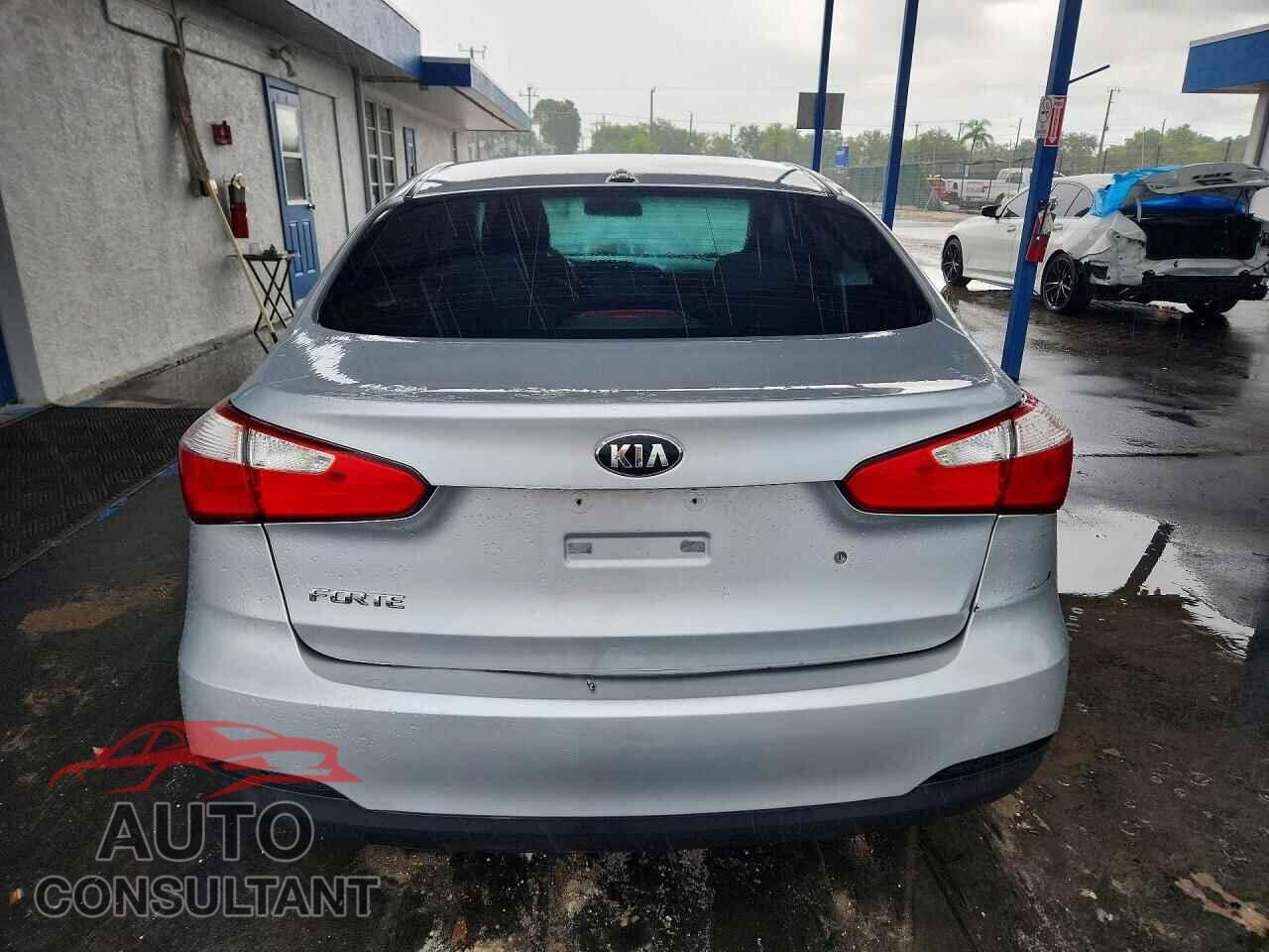 KIA FORTE 2015 - KNAFK4A67F5393745
