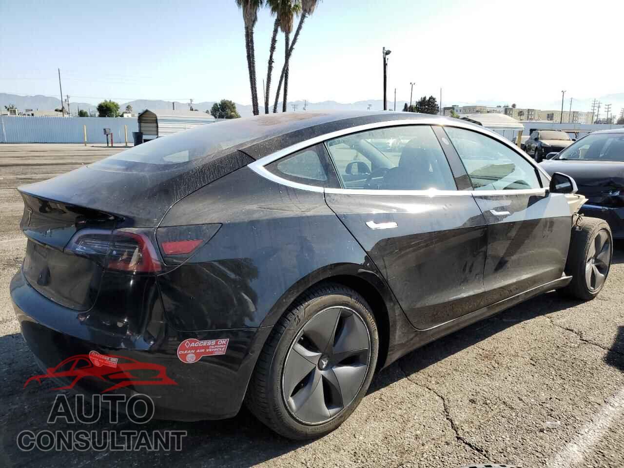TESLA MODEL 3 2018 - 5YJ3E1EA9JF040604