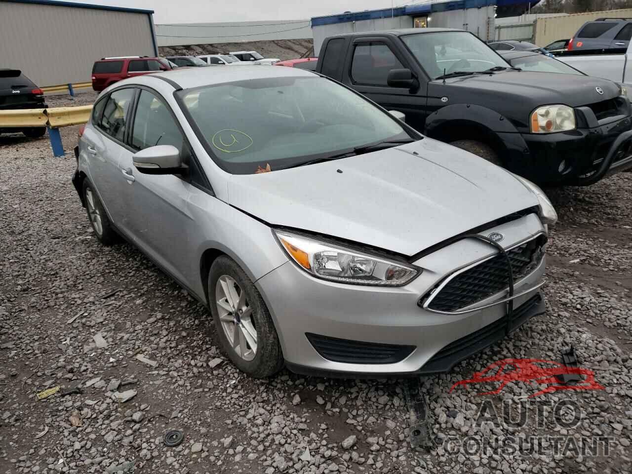 FORD FOCUS 2016 - 1FADP3K27GL292452