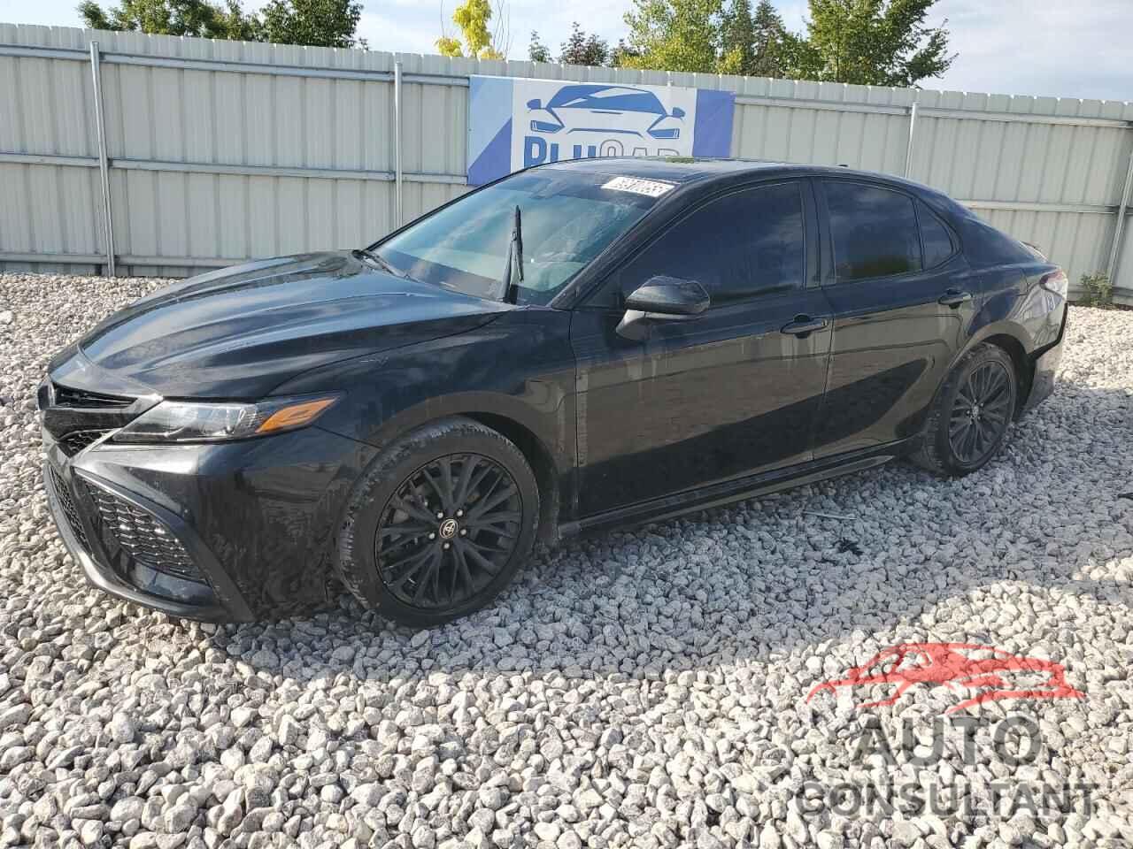 TOYOTA CAMRY 2021 - 4T1G11AK4MU419531