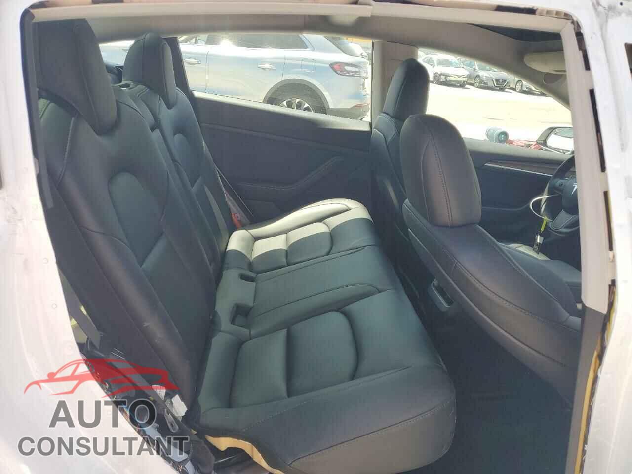 TESLA MODEL 3 2022 - 5YJ3E1EB6NF132879