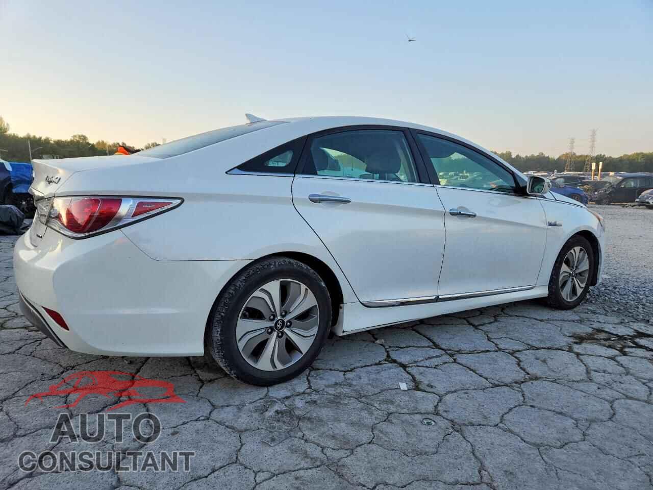 HYUNDAI SONATA 2013 - KMHEC4A40DA082765