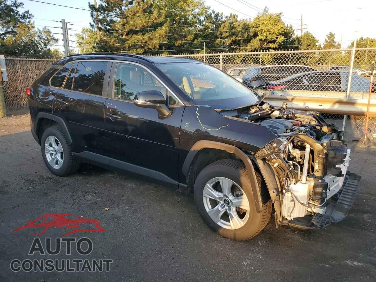 TOYOTA RAV4 2019 - JTMP1RFV2KD014867