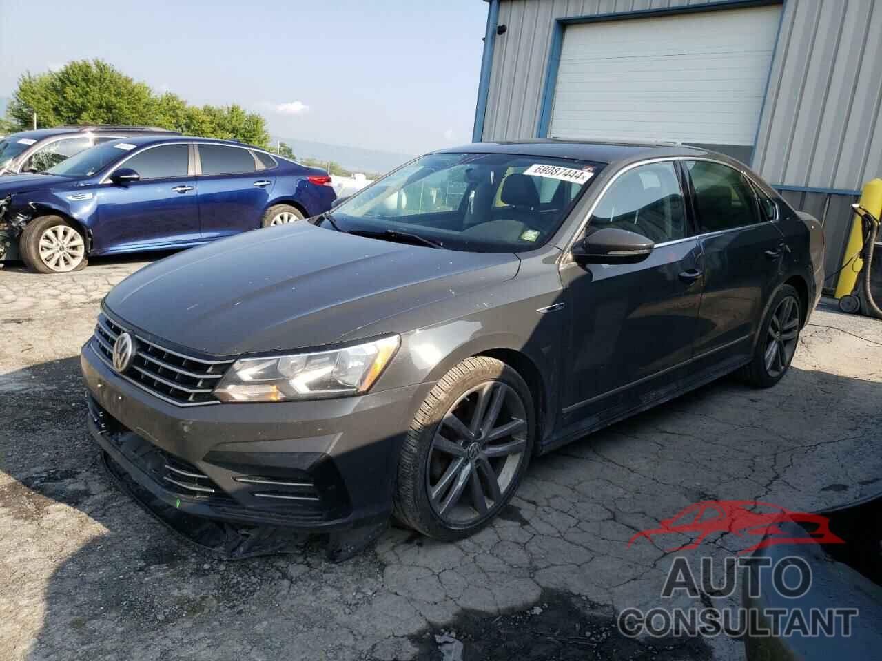 VOLKSWAGEN PASSAT 2017 - 1VWDT7A39HC057816