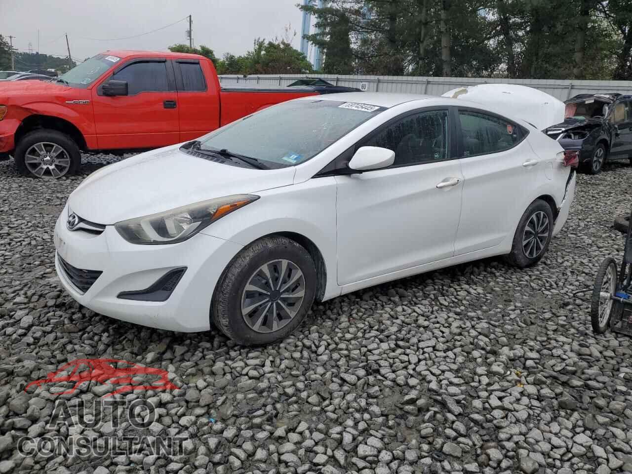 HYUNDAI ELANTRA 2016 - 5NPDH4AE9GH700706