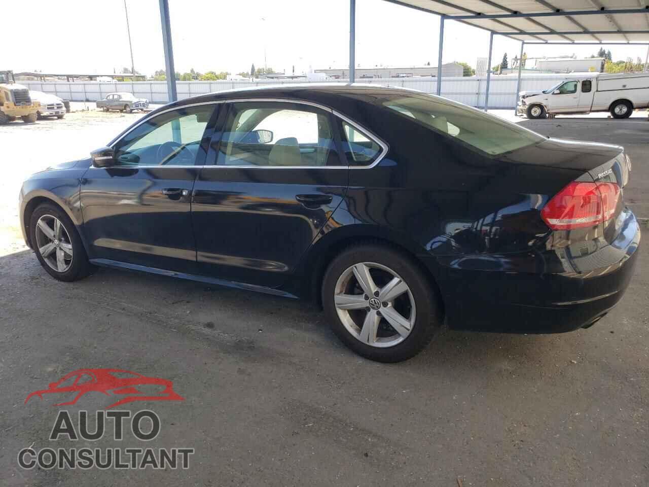 VOLKSWAGEN PASSAT 2013 - 1VWBP7A33DC014191