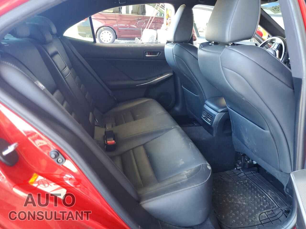 LEXUS IS 2017 - JTHBA1D21H5056890