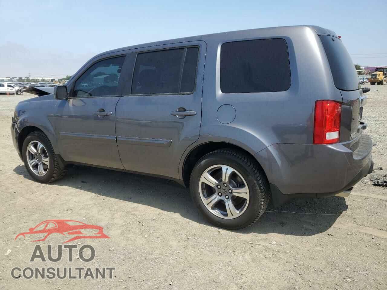 HONDA PILOT 2015 - 5FNYF3H39FB007329
