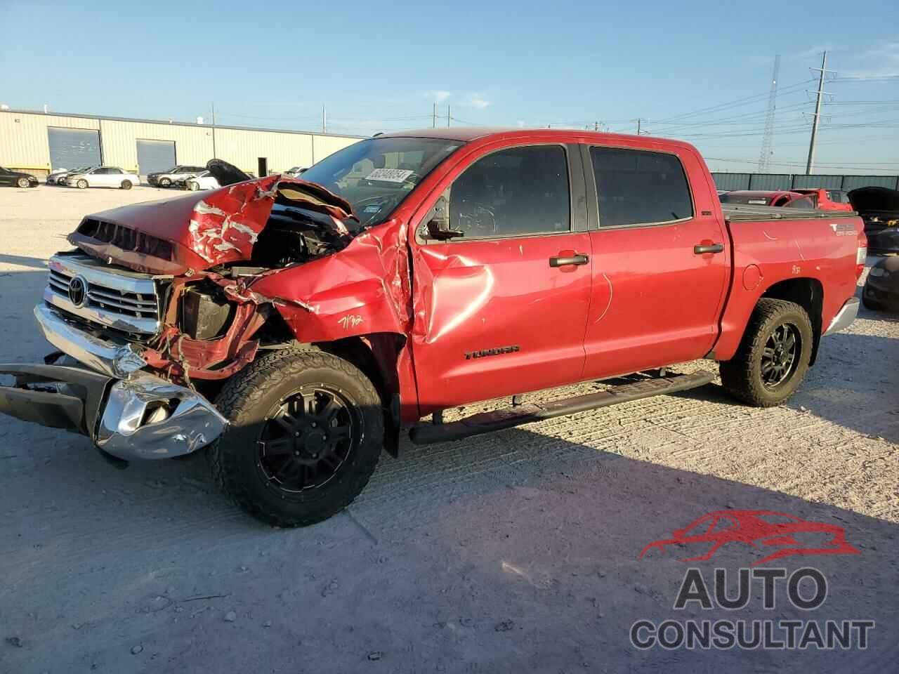 TOYOTA TUNDRA 2017 - 5TFEM5F13HX113919