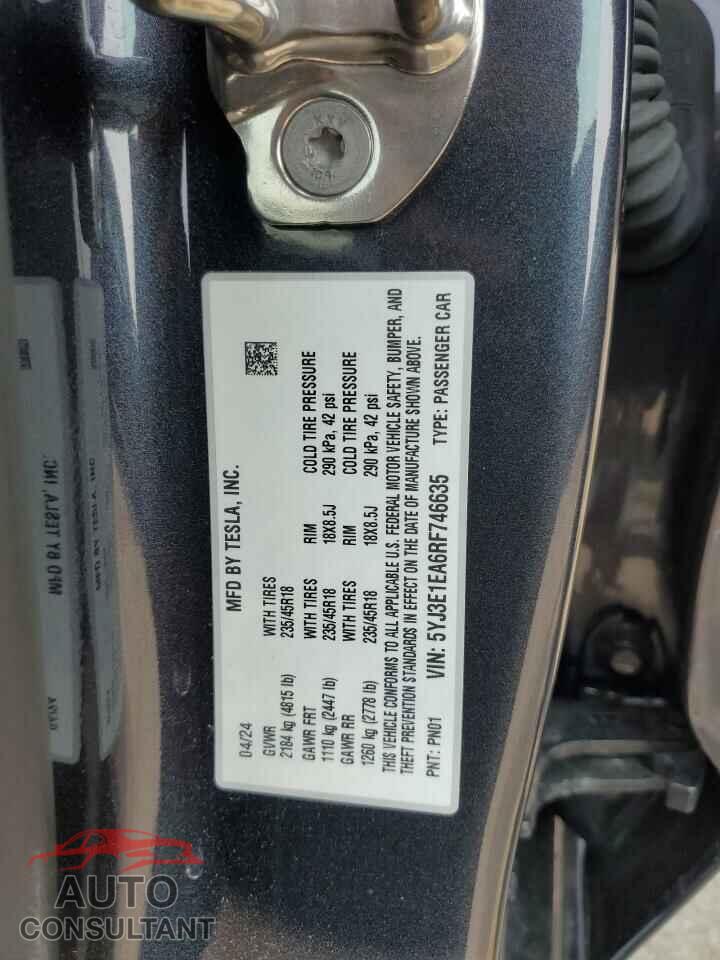 TESLA MODEL 3 2024 - 5YJ3E1EA6RF746635