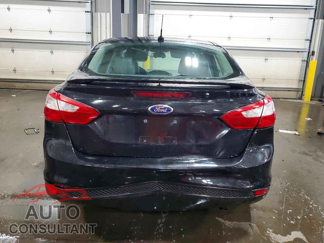 FORD FOCUS 2014 - 1FADP3F20EL129455