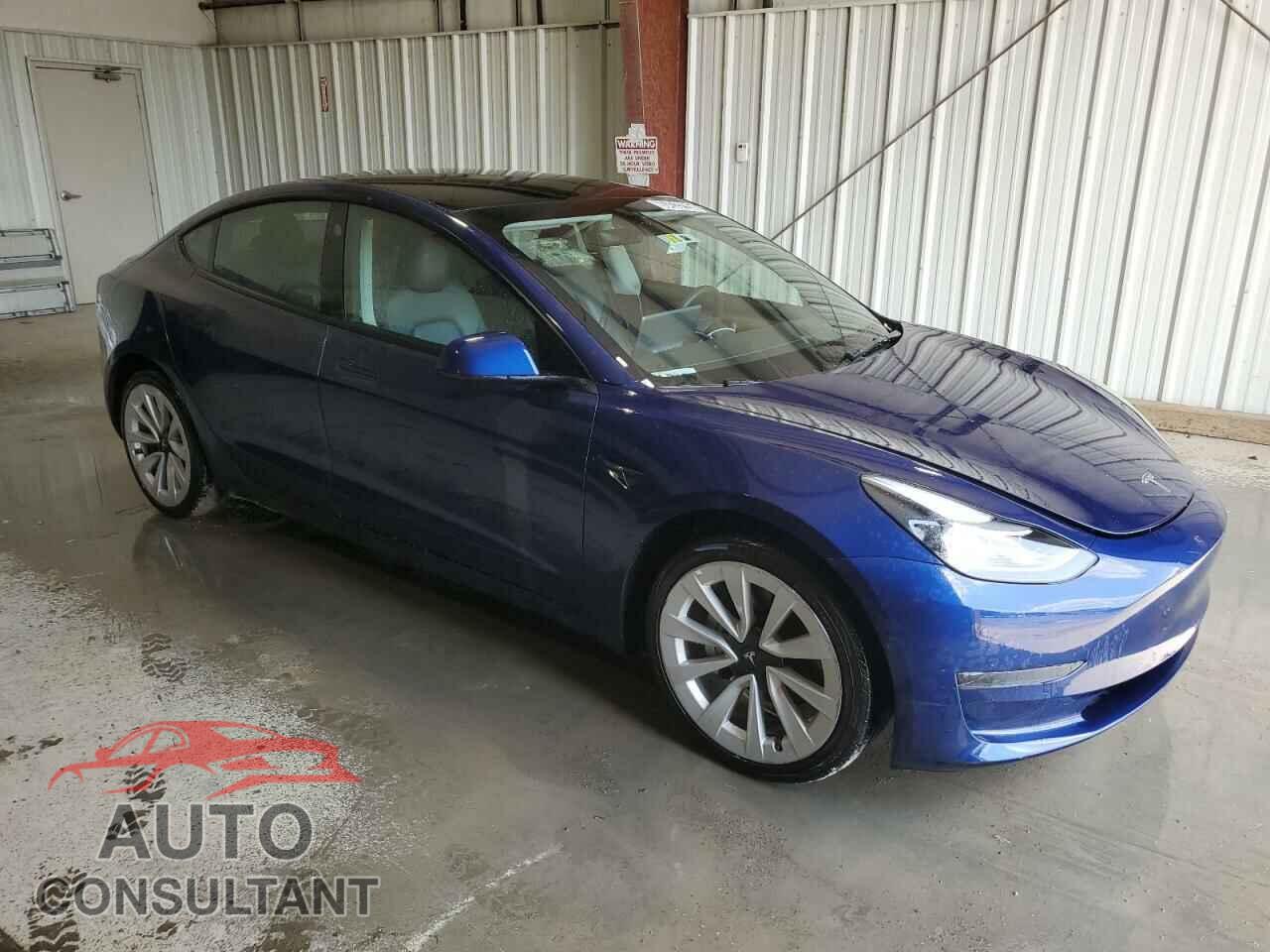 TESLA MODEL 3 2022 - 5YJ3E1EA6NF371923