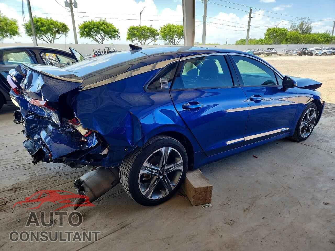 KIA K5 2023 - 5XXG34J27PG213422