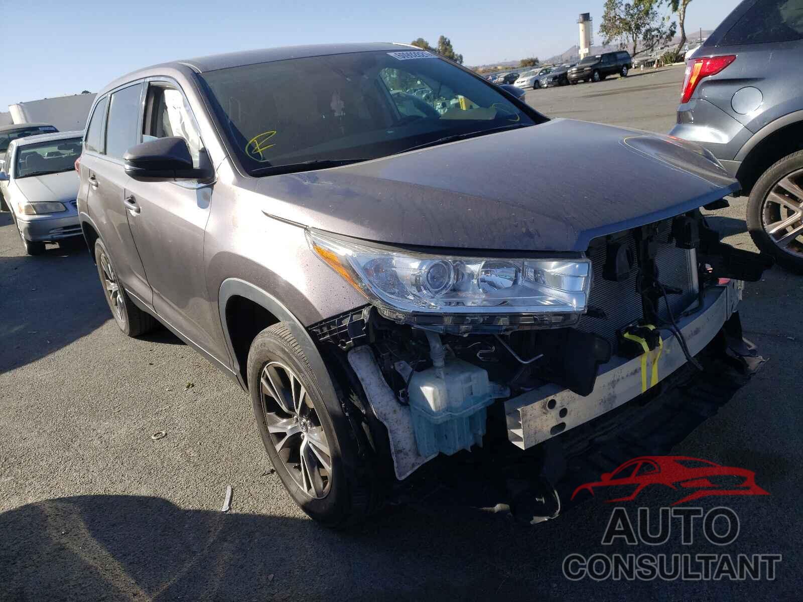 TOYOTA HIGHLANDER 2019 - 5TDZZRFH1KS310351