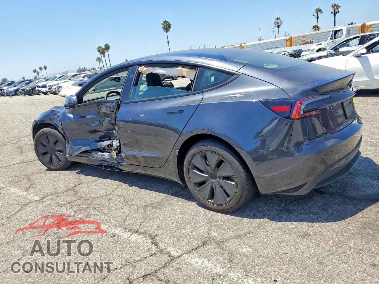 TESLA MODEL 3 2025 - 5YJ3E1EA5SF908180